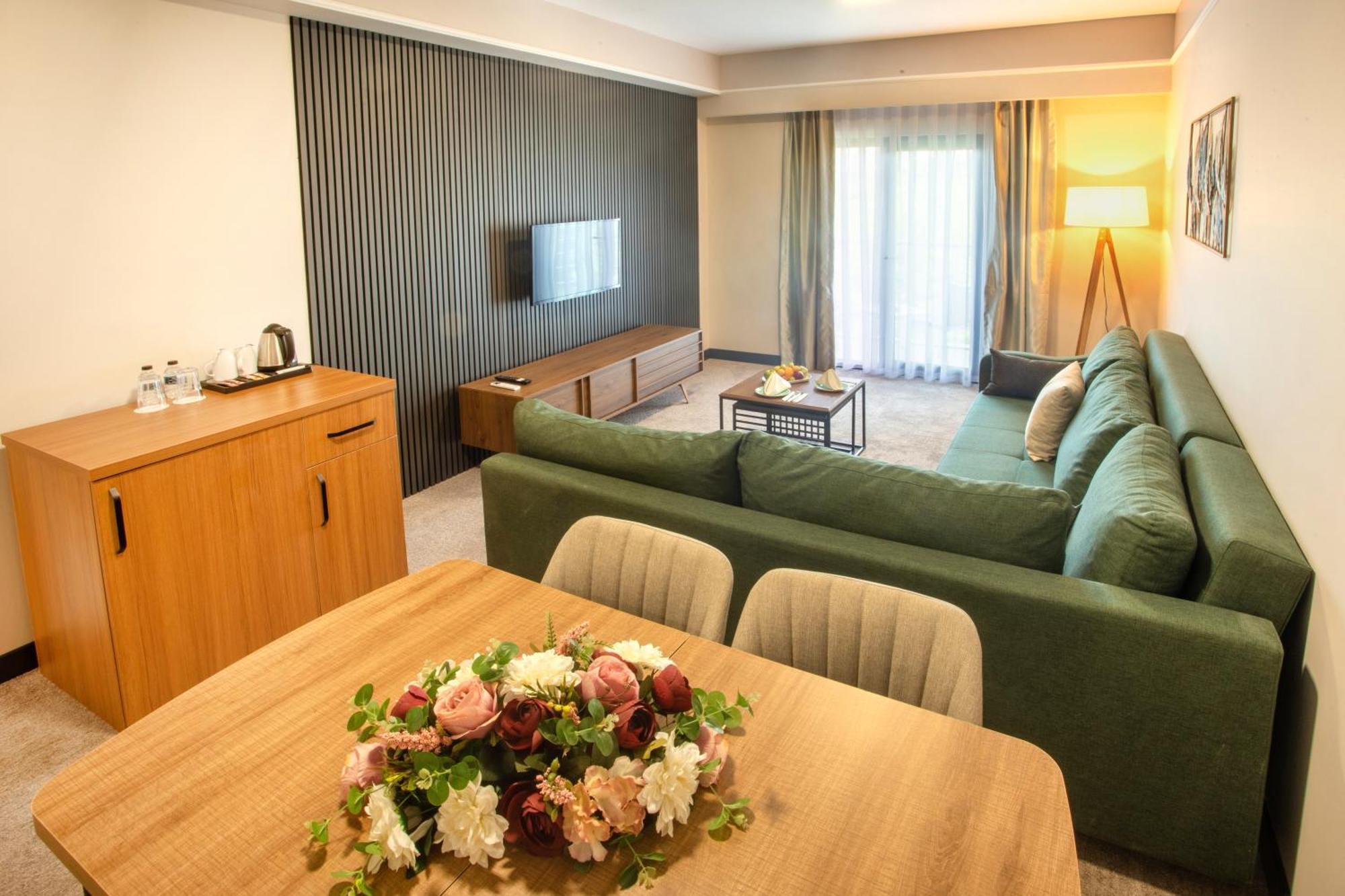 First Joy Hotel Trabzon Buitenkant foto
