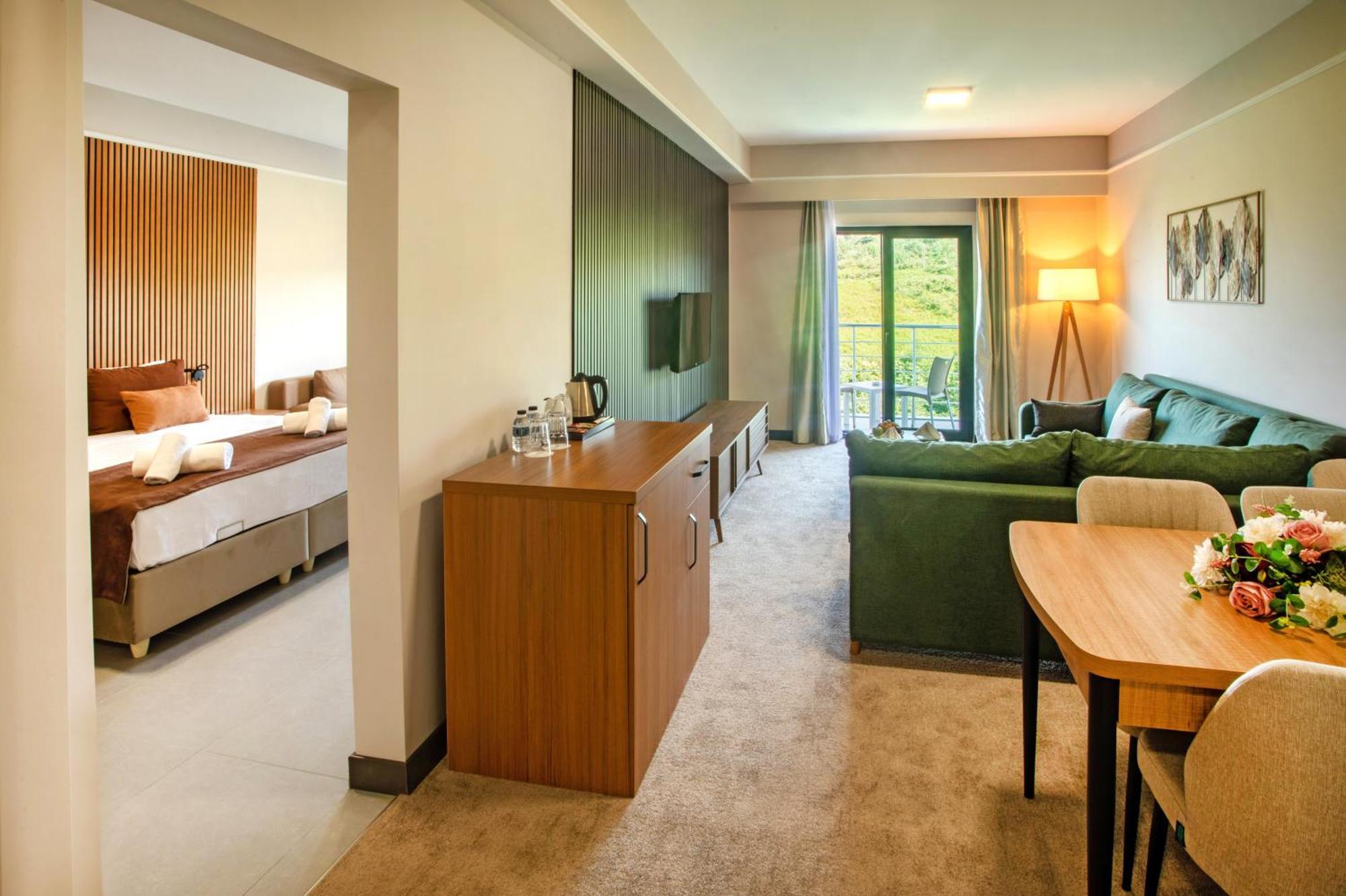 First Joy Hotel Trabzon Buitenkant foto
