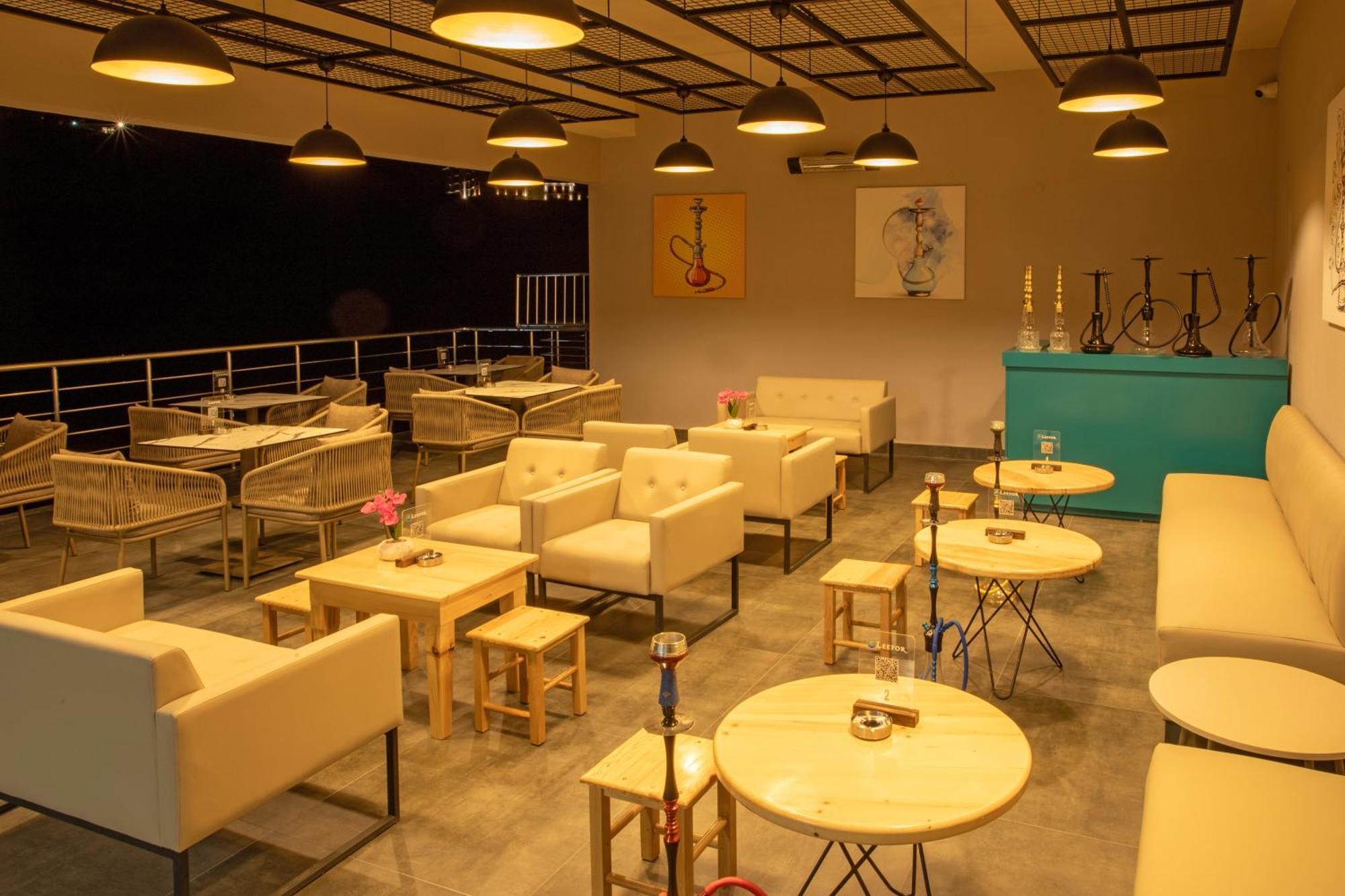 First Joy Hotel Trabzon Buitenkant foto