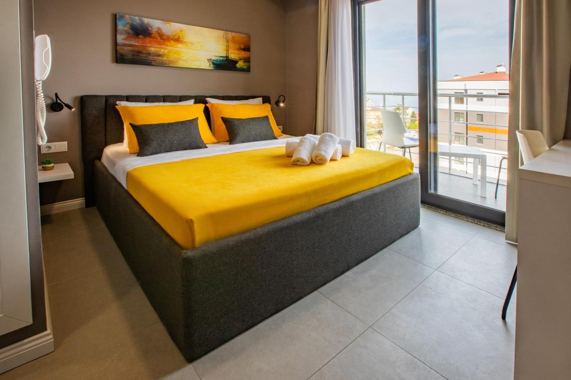 First Joy Hotel Trabzon Buitenkant foto