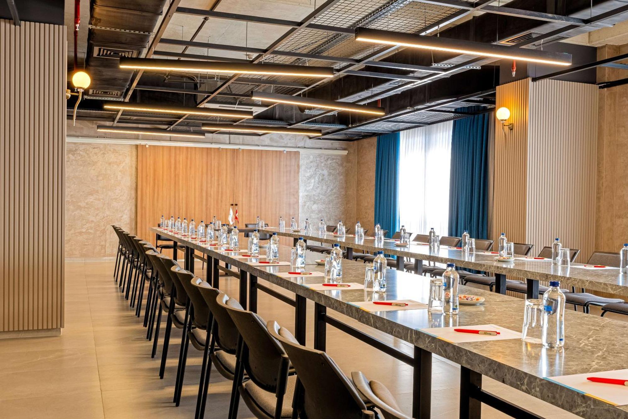 First Joy Hotel Trabzon Buitenkant foto