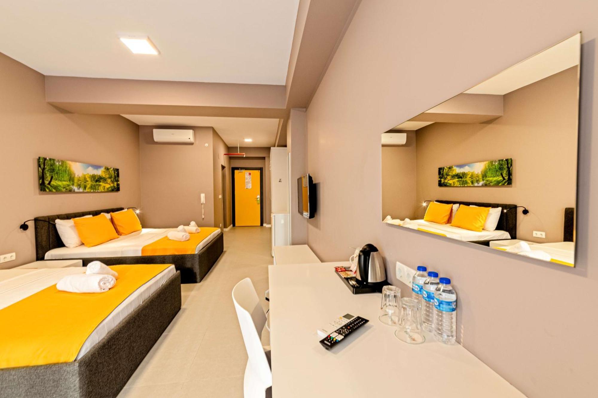 First Joy Hotel Trabzon Buitenkant foto